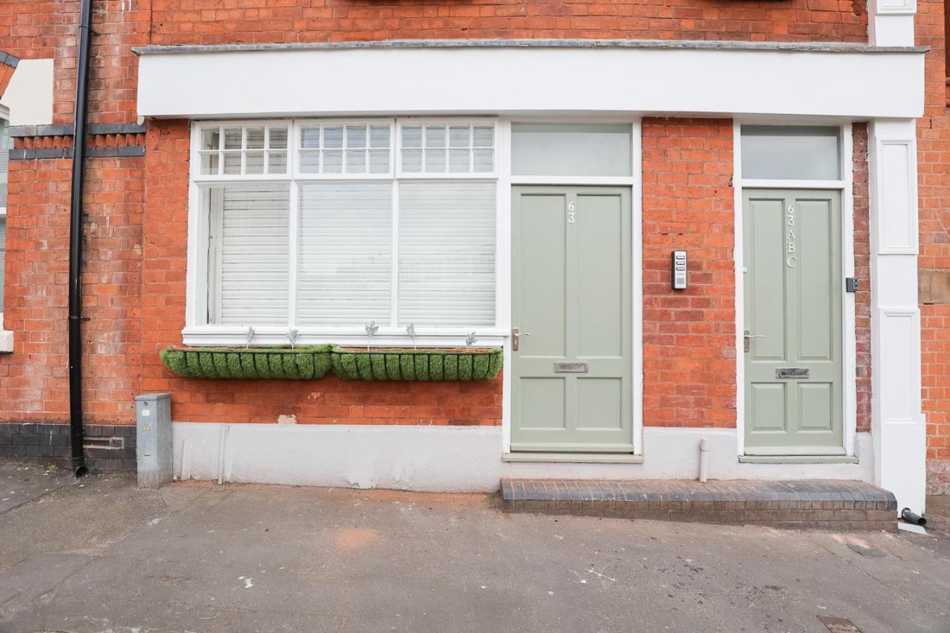 1-bed Apt, Sofa Bed & Kitchen * Birmingham